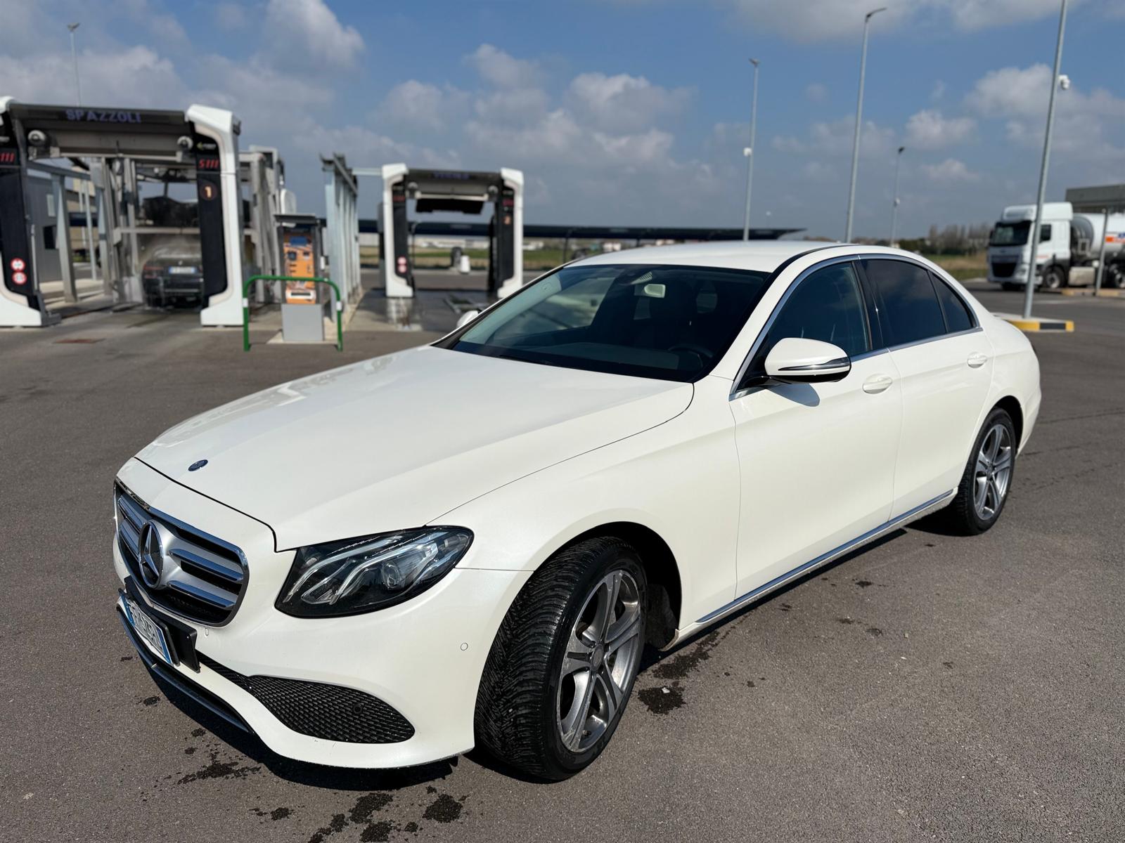 Mercedes E 350d - Image 2