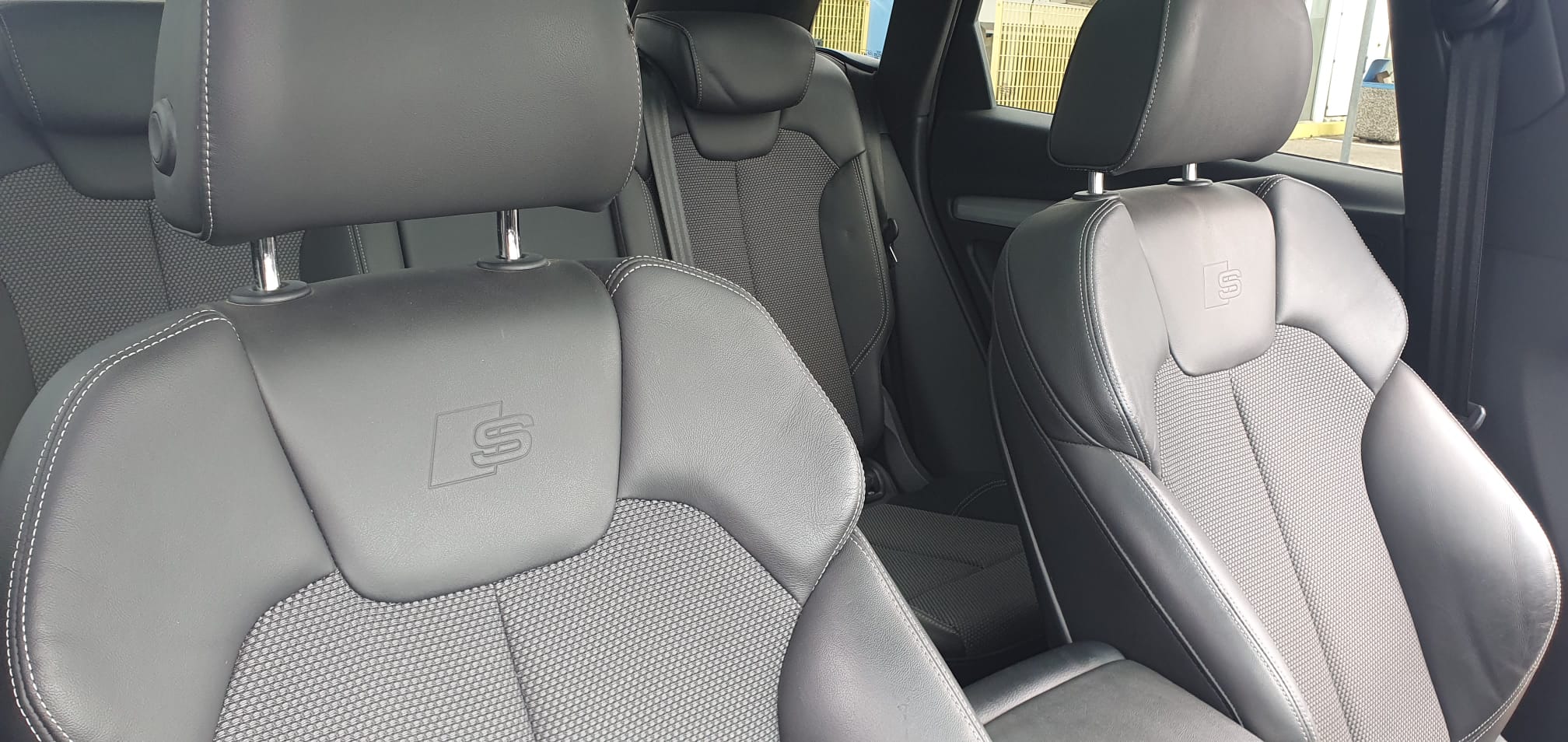 Audi Q5 - Image 12