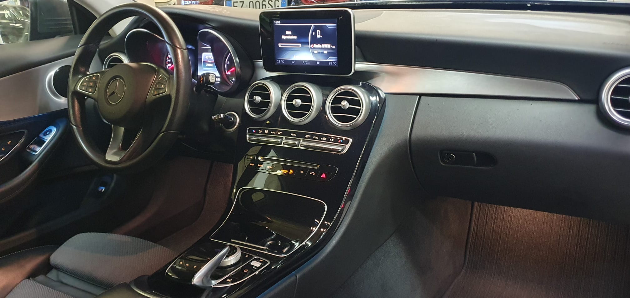 Mercedes C Coupé - Image 13