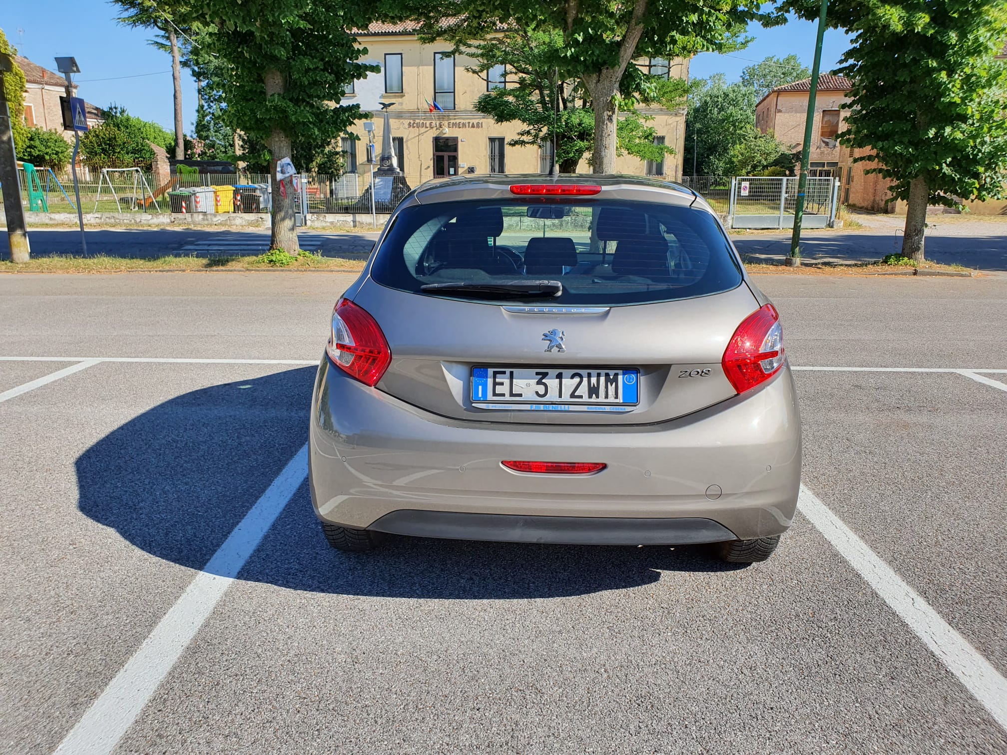 Peugeot 208 - Image 4