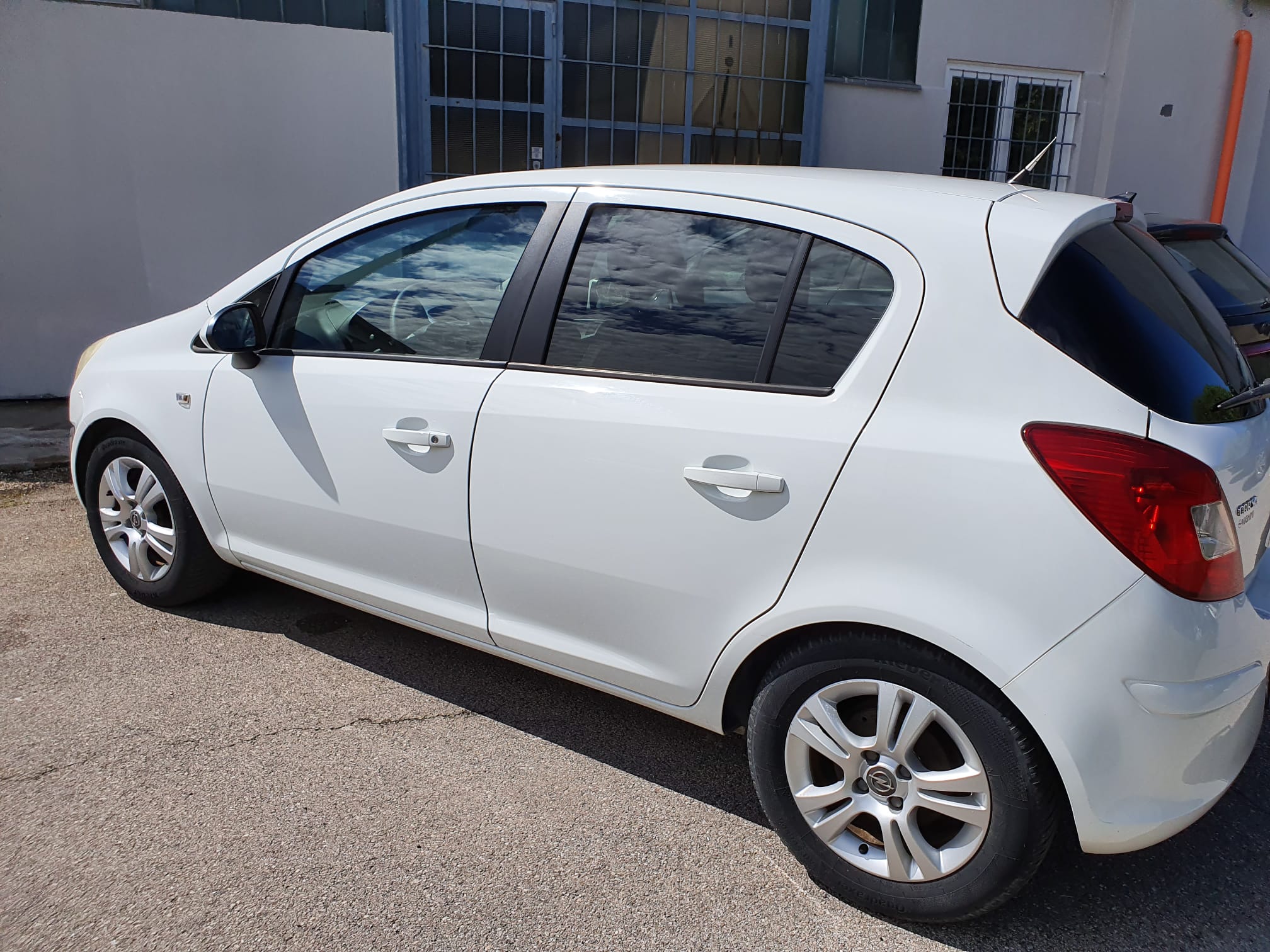 Opel Corsa - Image 6