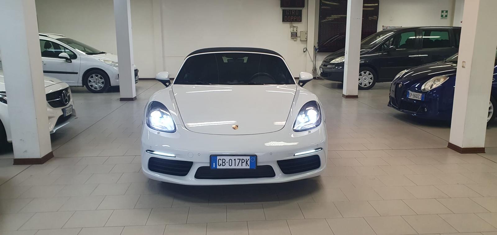 Porsche 718 boxster