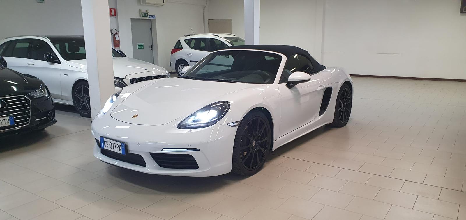 Porsche 718 boxster - Image 2