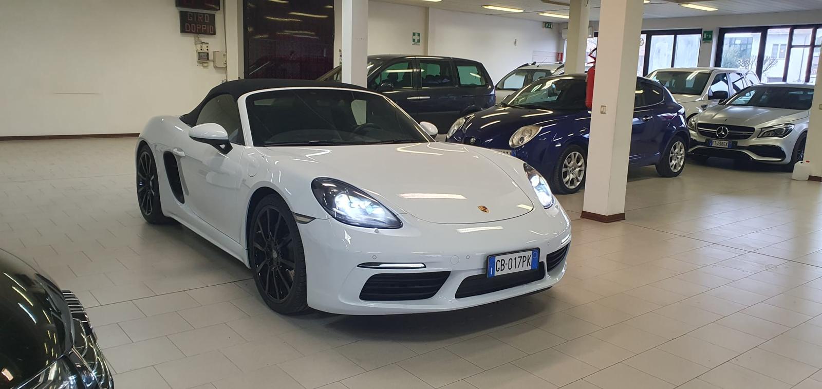 Porsche 718 boxster - Image 3