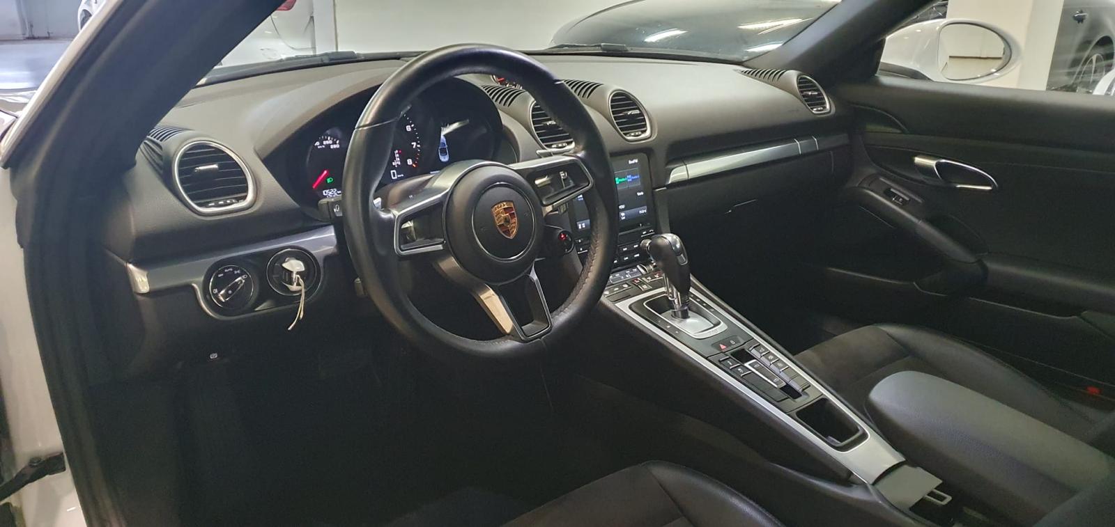 Porsche 718 boxster - Image 7