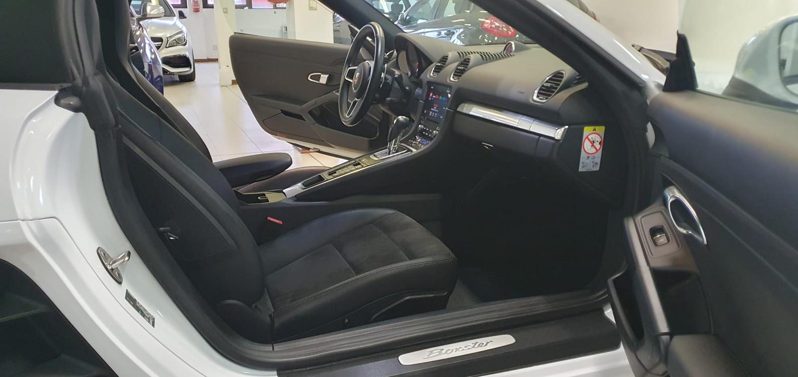 Porsche 718 boxster - Image 8