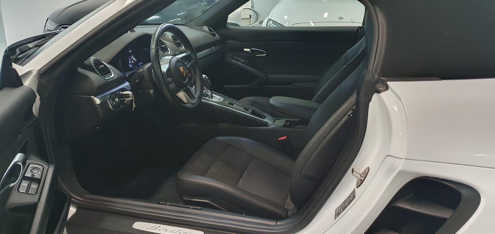 Porsche 718 boxster - Image 10