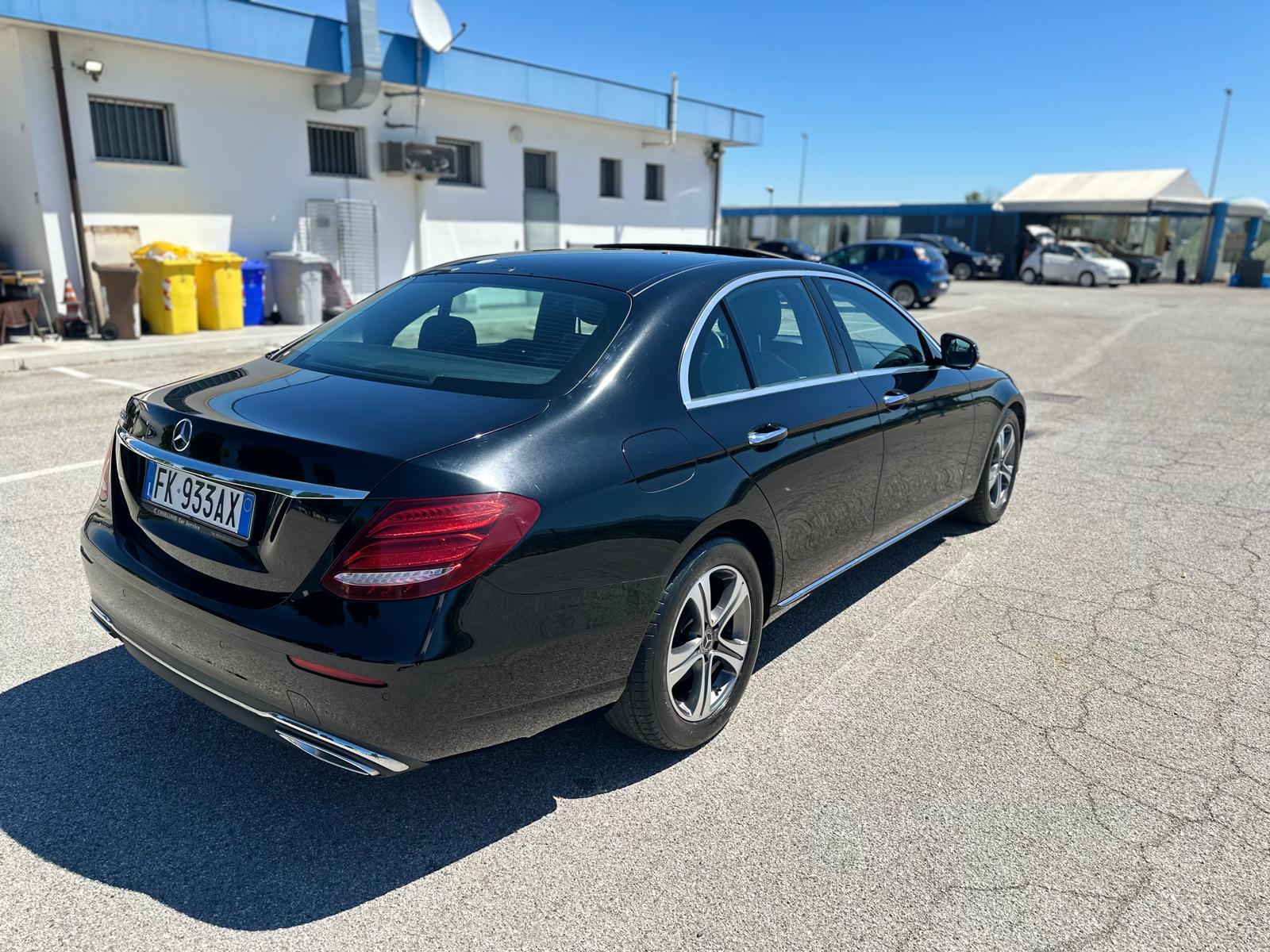 Mercedes E 220d - Image 4