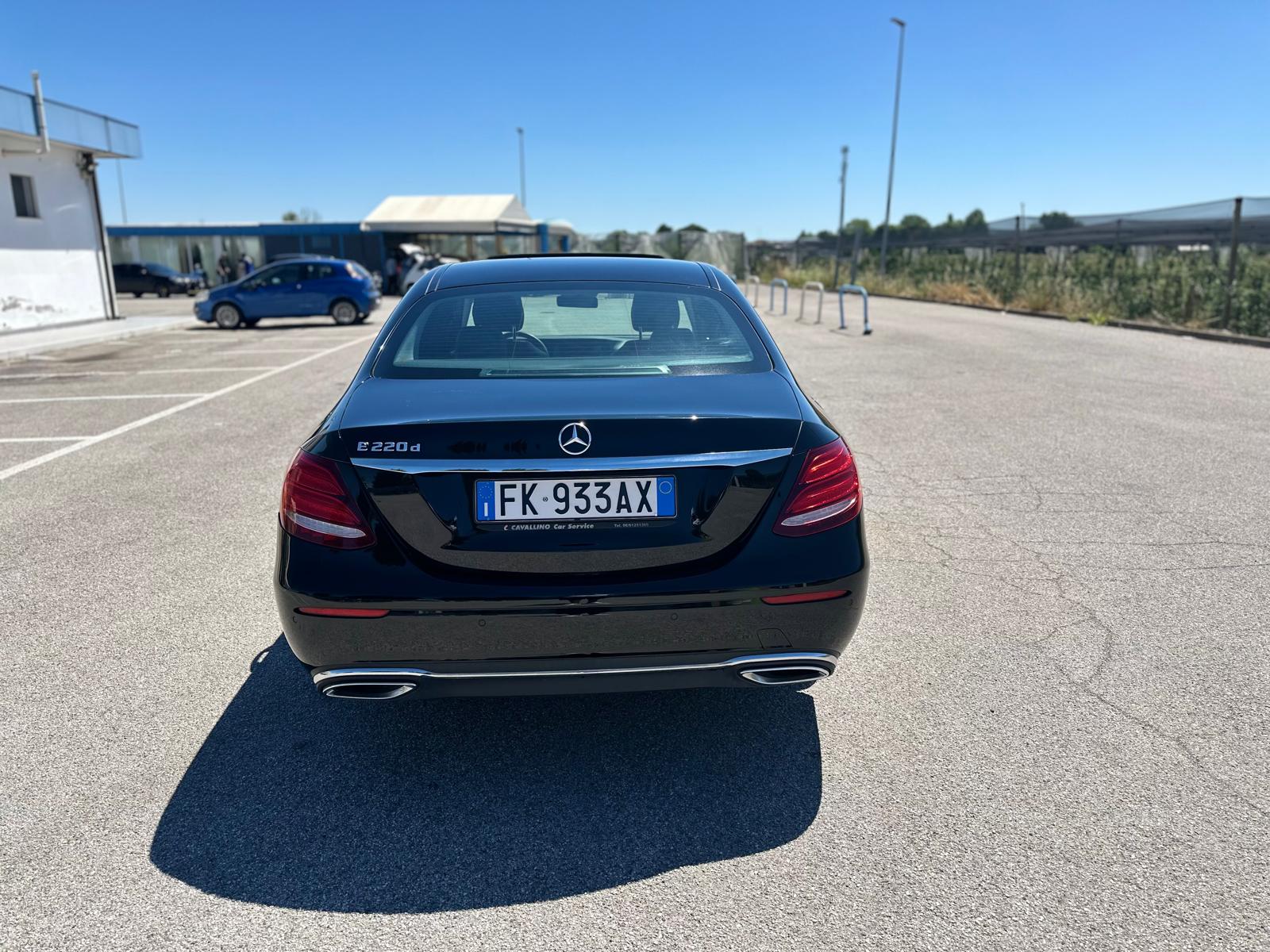 Mercedes E 220d - Image 5