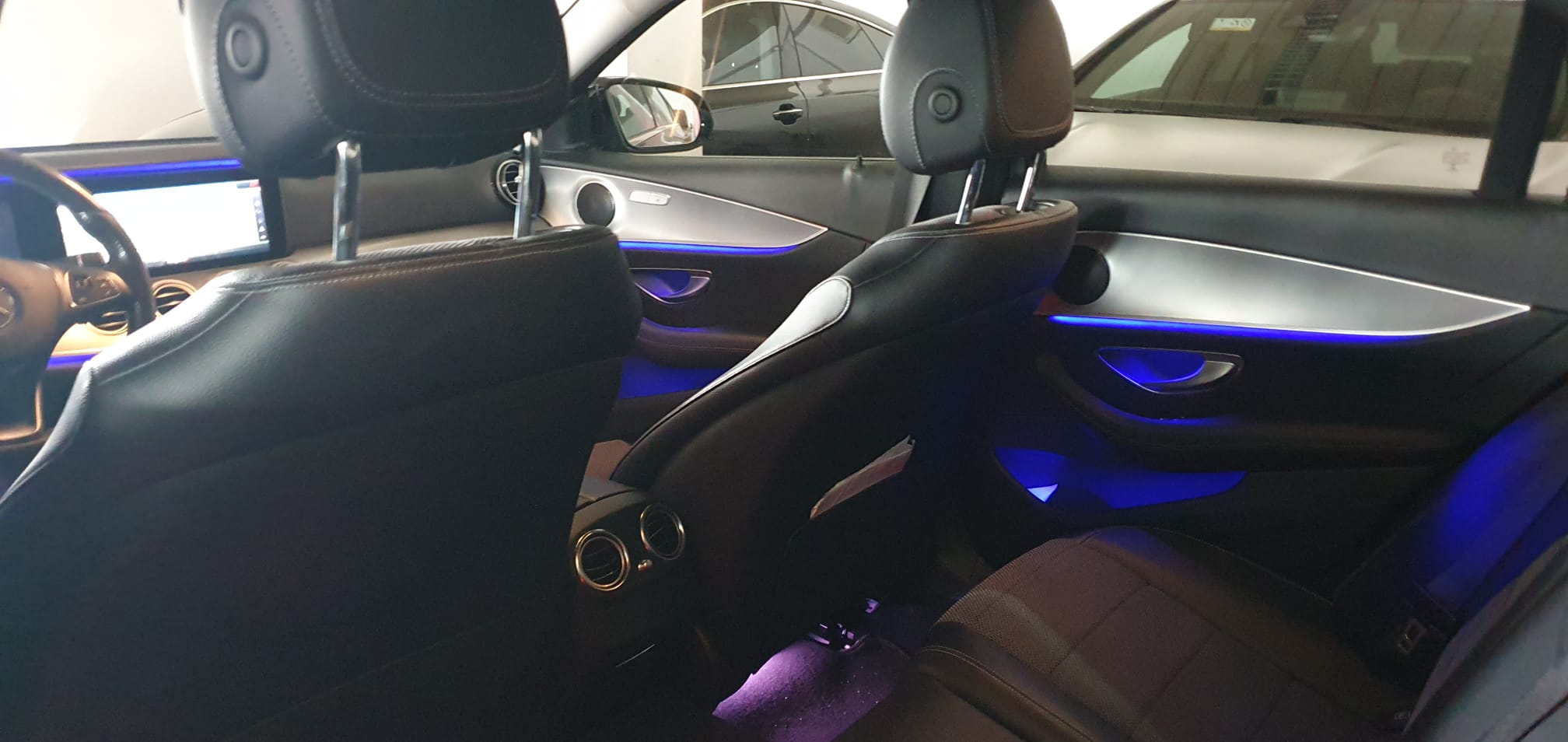 Mercedes E 220d - Image 15